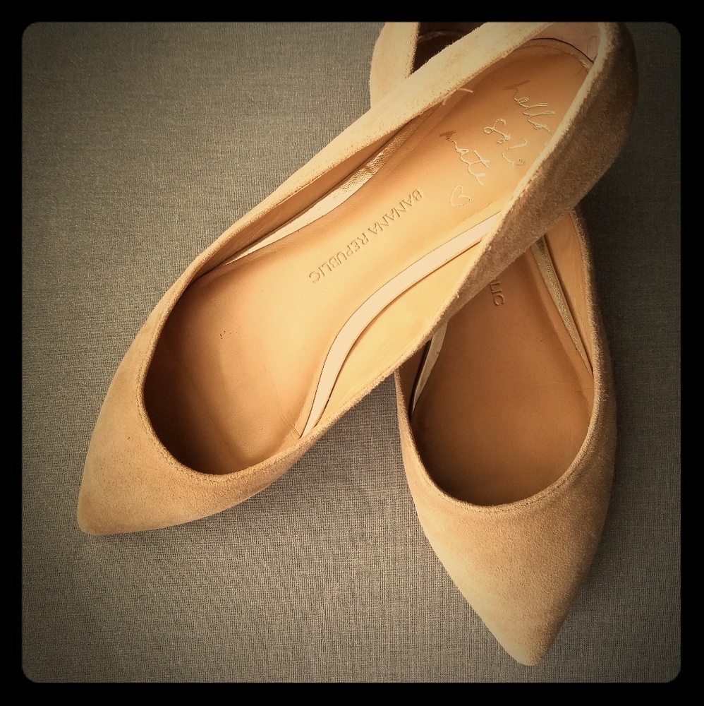 Banana Republic Angela suede flats